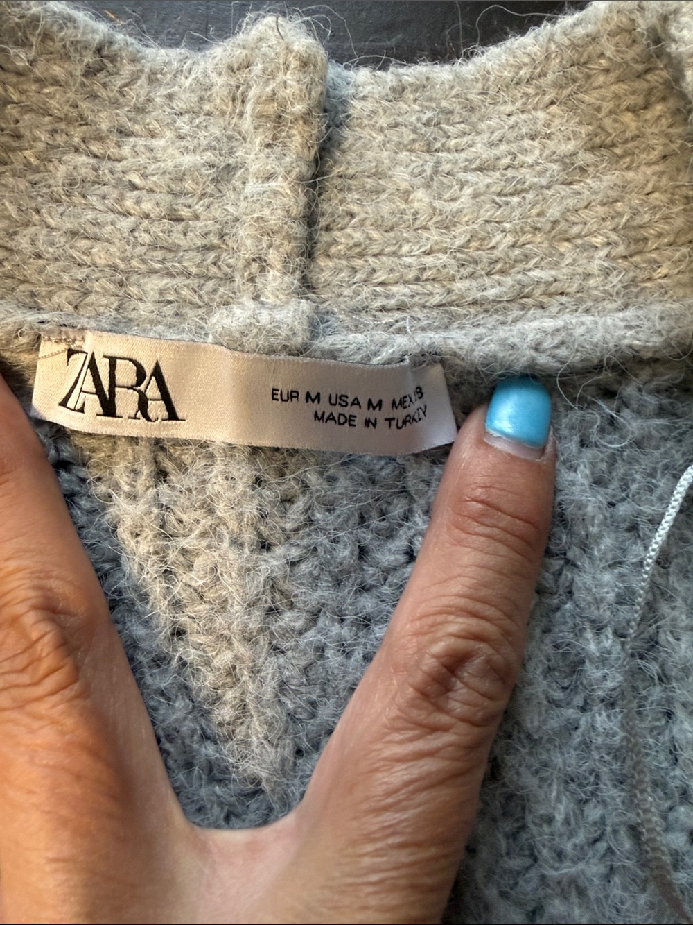 Zara Light Gray Ribbed V-Neck Button Cardigan - Picture 2 of 4